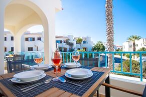 99B Hibiscus in Carvoeiro