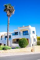 99B Hibiscus in Carvoeiro