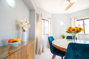 99B Hibiscus in Carvoeiro