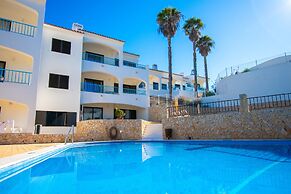 99B Hibiscus in Carvoeiro