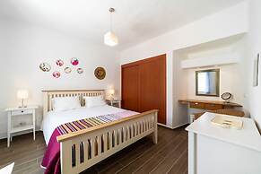 C22 Quinta do Paraiso Superbly Appointed AND FUR