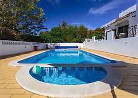 Floresta Fabulous Villa Close to Beach and Golf