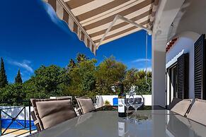 Floresta Fabulous Villa Close to Beach and Golf