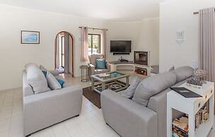 Floresta Fabulous Villa Close to Beach and Golf