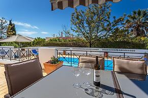 Floresta Fabulous Villa Close to Beach and Golf
