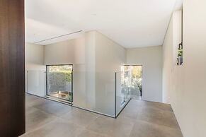 2 Rua das Palmas Luxurious Stylish and Modern L