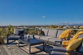 2 Rua das Palmas Luxurious Stylish and Modern L