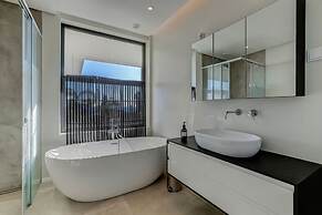 2 Rua das Palmas Luxurious Stylish and Modern L