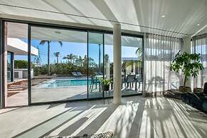 2 Rua das Palmas Luxurious Stylish and Modern L