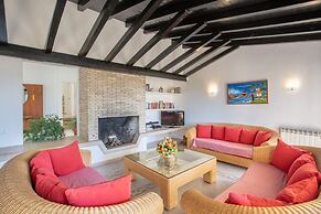 7 Club Atl Ntico Fabulous Five Bedroom Villa WI