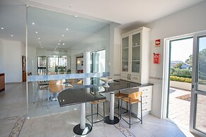 7 Club Atl Ntico Fabulous Five Bedroom Villa WI