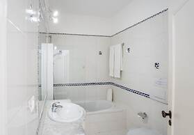 7 Club Atl Ntico Fabulous Five Bedroom Villa WI