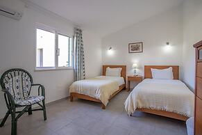 7 Club Atl Ntico Fabulous Five Bedroom Villa WI