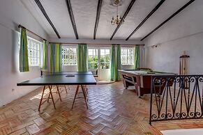 Montenegro Superbly Located Family Vila W