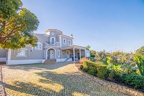 Casa Bela Vista in Est Mbar