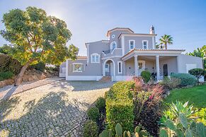 Casa Bela Vista in Est Mbar