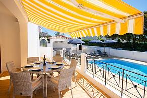 61 vdm Superb Villa on Vale do Milho With Heated