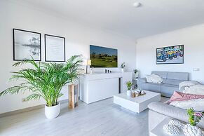 7 Boa Nova Immaculately Presented TWO Storey TOW