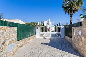 66 ADM Clara Beautifully Renovated Villa