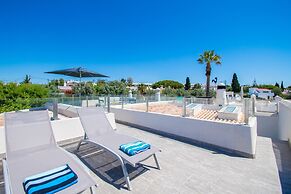 Casa Colmeia in Carvoeiro