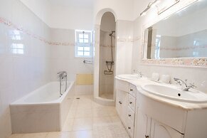 Casa Filipa Upper Floor