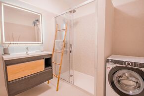 99 ADM Casa Mendes Fabulous Townhouse With Share