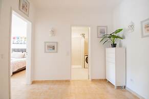99 ADM Casa Mendes Fabulous Townhouse With Share