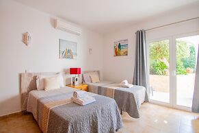 99 ADM Casa Mendes Fabulous Townhouse With Share