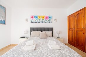 99 ADM Casa Mendes Fabulous Townhouse With Share