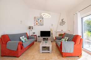99 ADM Casa Mendes Fabulous Townhouse With Share