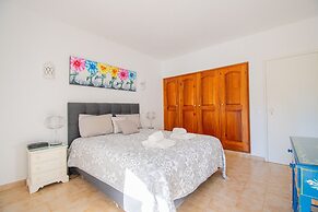 99 ADM Casa Mendes Fabulous Townhouse With Share