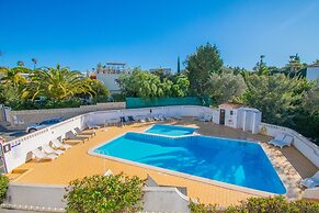 99 ADM Casa Mendes Fabulous Townhouse With Share
