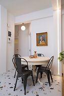 Ruby's Urban Residence Koukaki