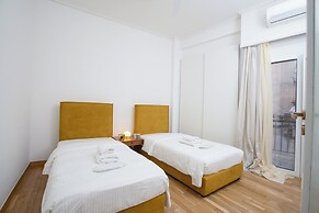 Ruby's Urban Residence Koukaki