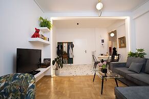 Ruby's Urban Residence Koukaki