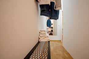 Ruby's Urban Residence Koukaki