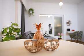 Ruby's Urban Residence Koukaki