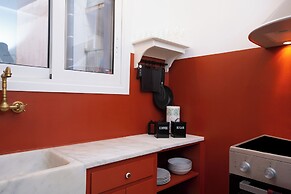 Ruby's Urban Residence Koukaki