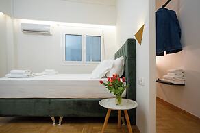 Ruby's Urban Residence Koukaki