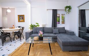 Ruby's Urban Residence Koukaki