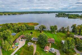 Lakeside Living BBQ Fun Boat Deck Playground