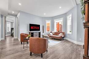 Tranquil 2BR Triplex in the Heart of Shelburne
