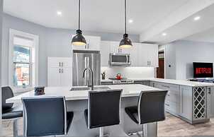 Tranquil 2BR Triplex in the Heart of Shelburne