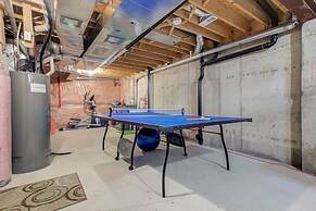 Brampton Retreat Quiet 2BR Residential Area