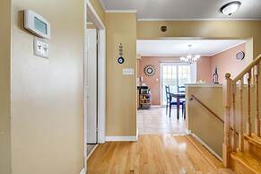 Brampton Retreat Quiet 2BR Residential Area