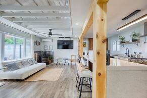 Waterfront Cottage w Swim Spa BBQ Close to Skiing