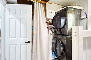 Waterfront Cottage w Swim Spa BBQ Close to Skiing