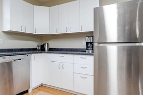 Charming 3BR Home in Quiet Kitchener Neighborhood