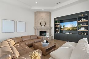 Camelback Mountain Villa Luxury in Paradise Valley