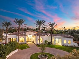 Camelback Mountain Villa Luxury in Paradise Valley